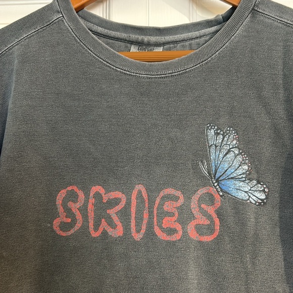 Skeleton Butterfly Hearts Sweatshirt - Picture 3 of 7